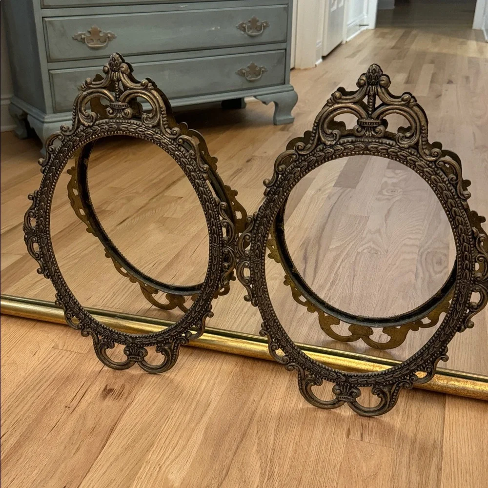 Vintage 1/ Metallic Gold Picture Frame Photo Metal Italian 9.5” x11.5”